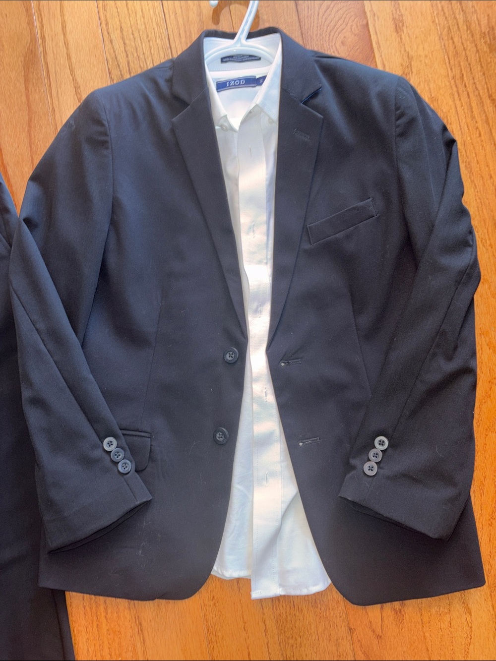 Boys IZOD suit - Picture 5 of 12